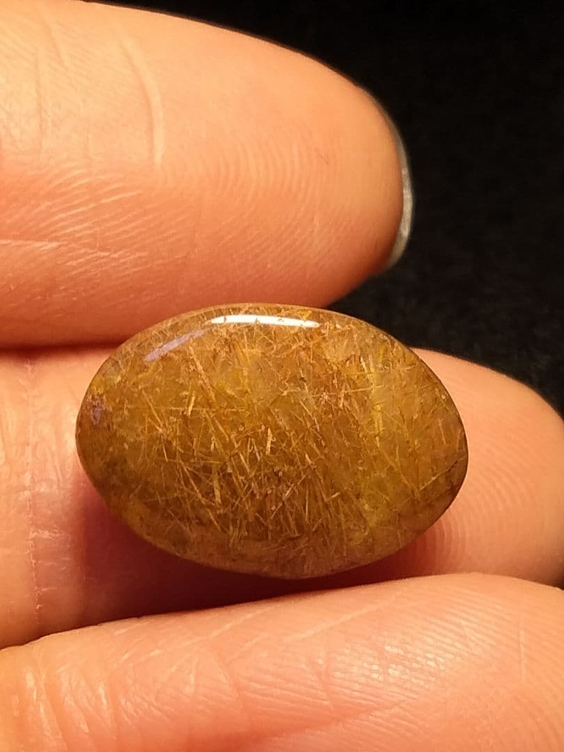 金線キラキラの天然ルチルクォーツ リング
ゴールドルチルクォーツ
ルチル