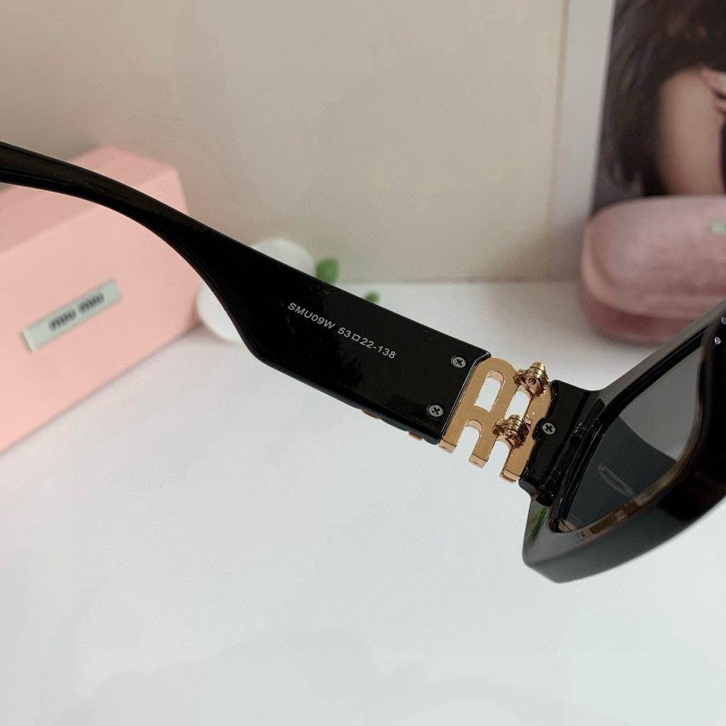 miu miu サングラス ブラック スクエアフレーム