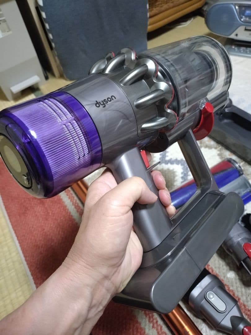 dysonダイソンＶ11(sv14)コードレスクリーナー
