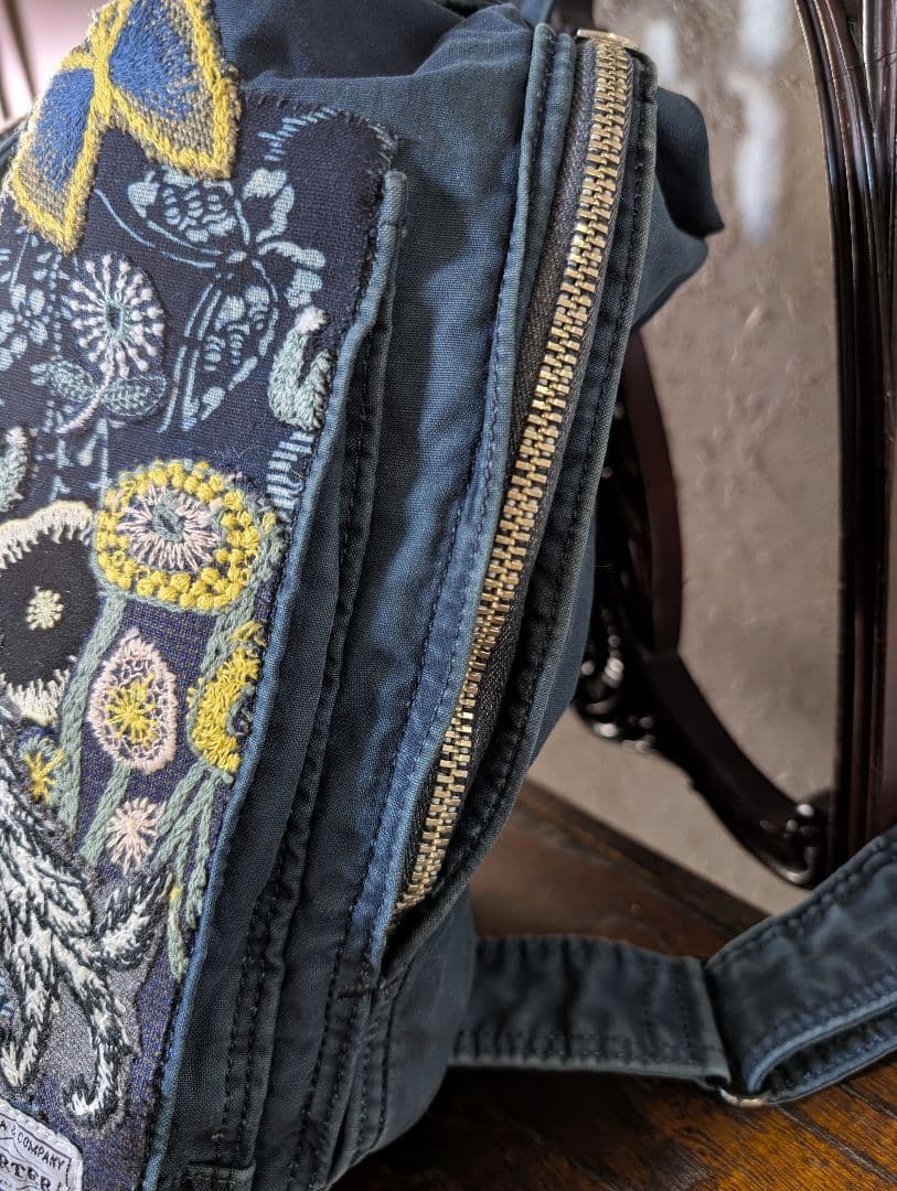 ❇️専用に《吉田カバンとWolf＆Flower》古布藍型染　朱入　ミナ　リュック