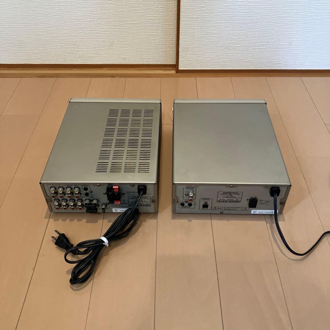 ONKYO プリメインアンプ、CDプレーヤー