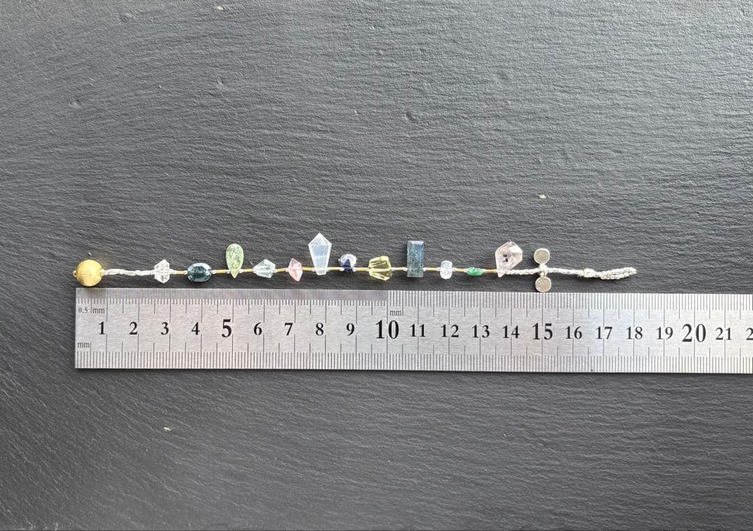 カレンシルバー 天然石ブレスレット　エメラルド　アクアマリン　ムーンストーン