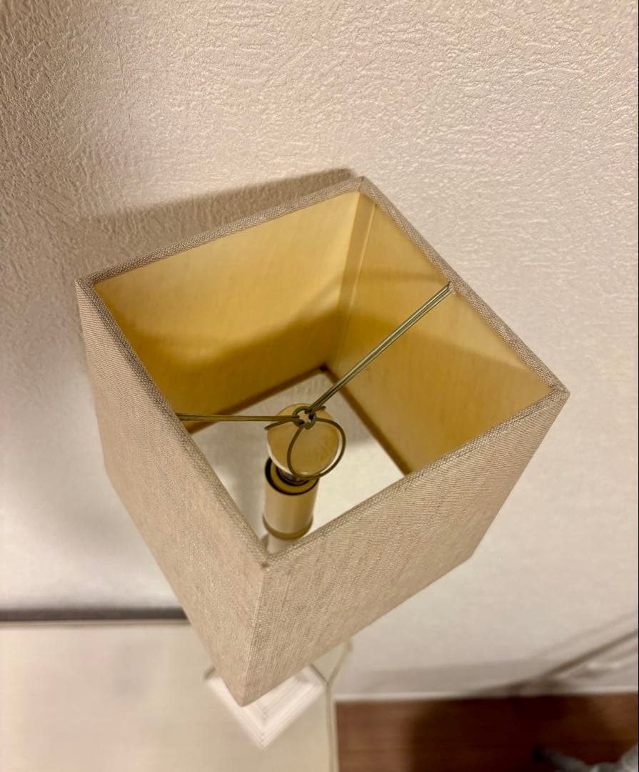 池田市モビリグランデにて購入4点セット(鏡、チェア、コンソール、スタンド照明)