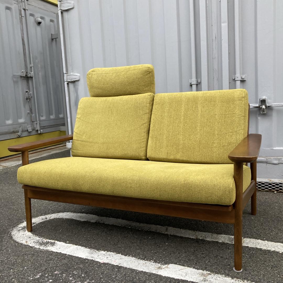 【お値下げOK】綺麗 カリモク スタンダードモダン２Pソファ＋ヘッドレスト付き