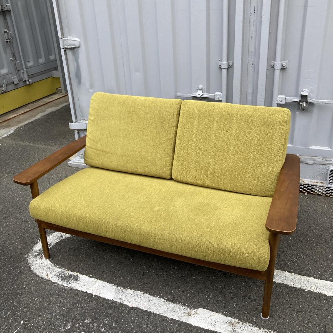 【お値下げOK】綺麗 カリモク スタンダードモダン２Pソファ＋ヘッドレスト付き