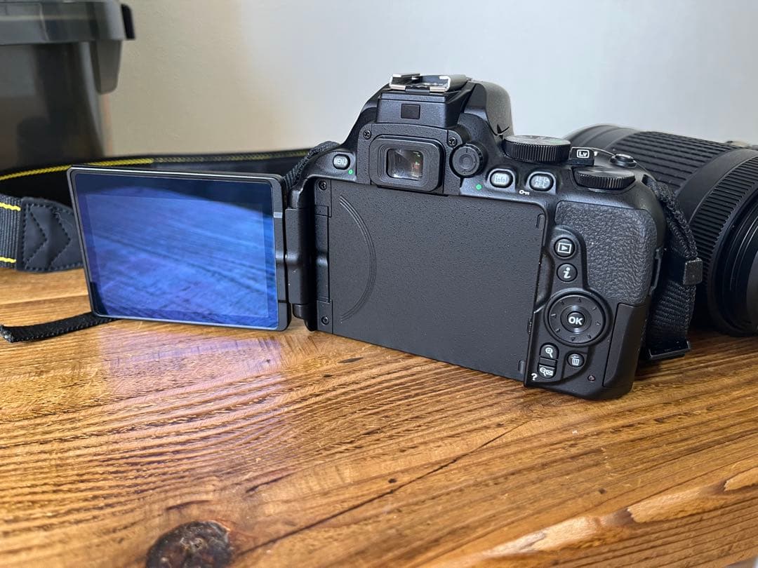 Nikon D5600 ダブルズームキット【Wi-Fi搭載】