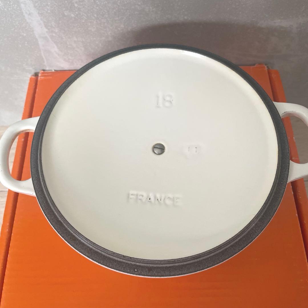 LE CREUSET 鋳鉄 両手鍋 パウダーピンク　デューン　約18cm