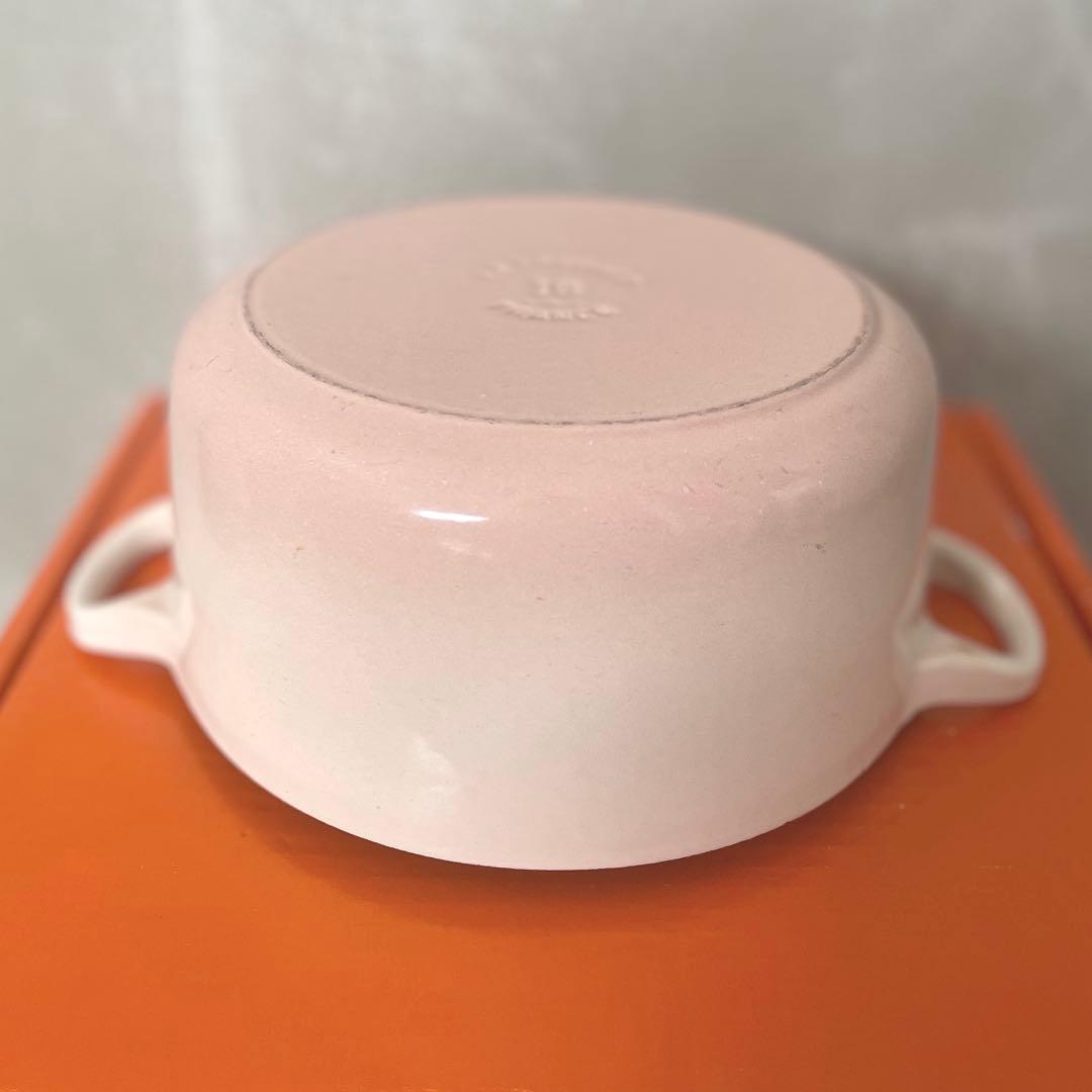 LE CREUSET 鋳鉄 両手鍋 パウダーピンク　デューン　約18cm
