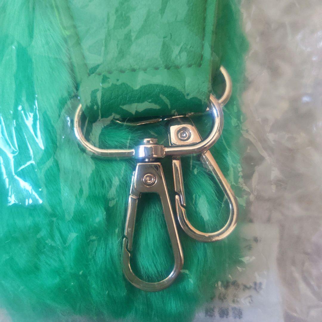 BIGBANG ショルダーストラップ　T.O.P タプ　緑　ファー