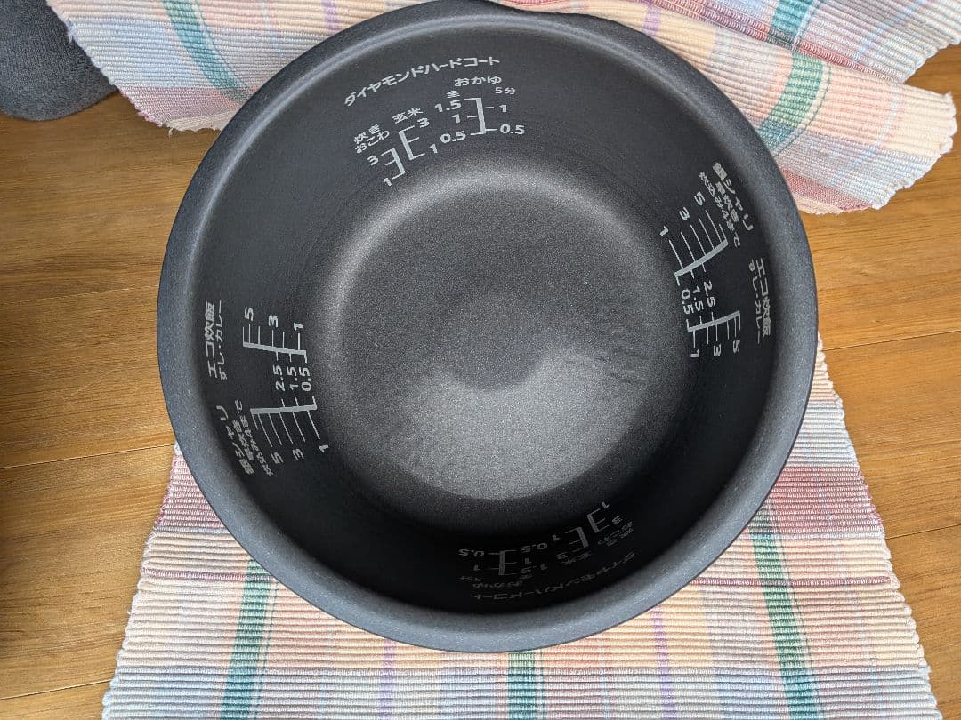 美品 Panasonic IH 炊飯器 　SR-HX109 5.5合 2020年