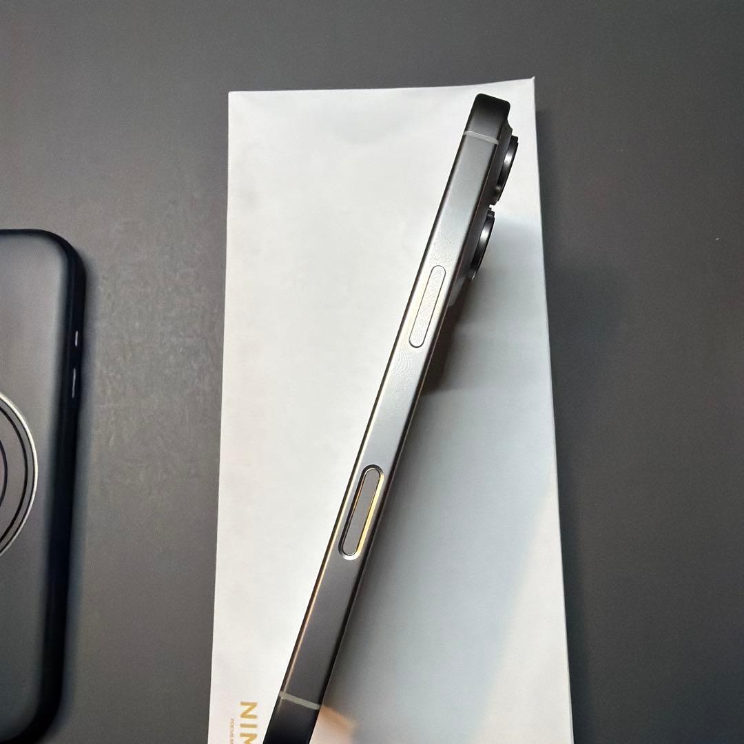 【美品】おまけ付きiPhone 16 Pro 256GB ナチュラルチタニウム