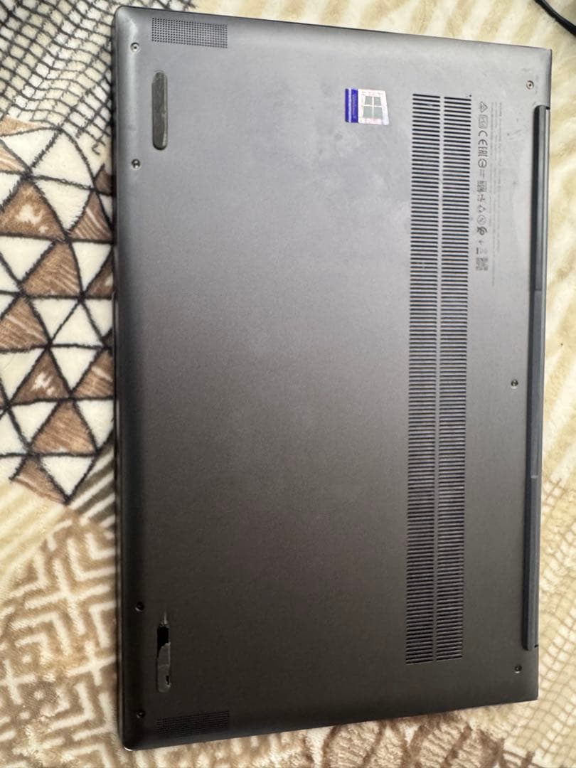 Lenovo Yoga ノートPC グレー Carbon