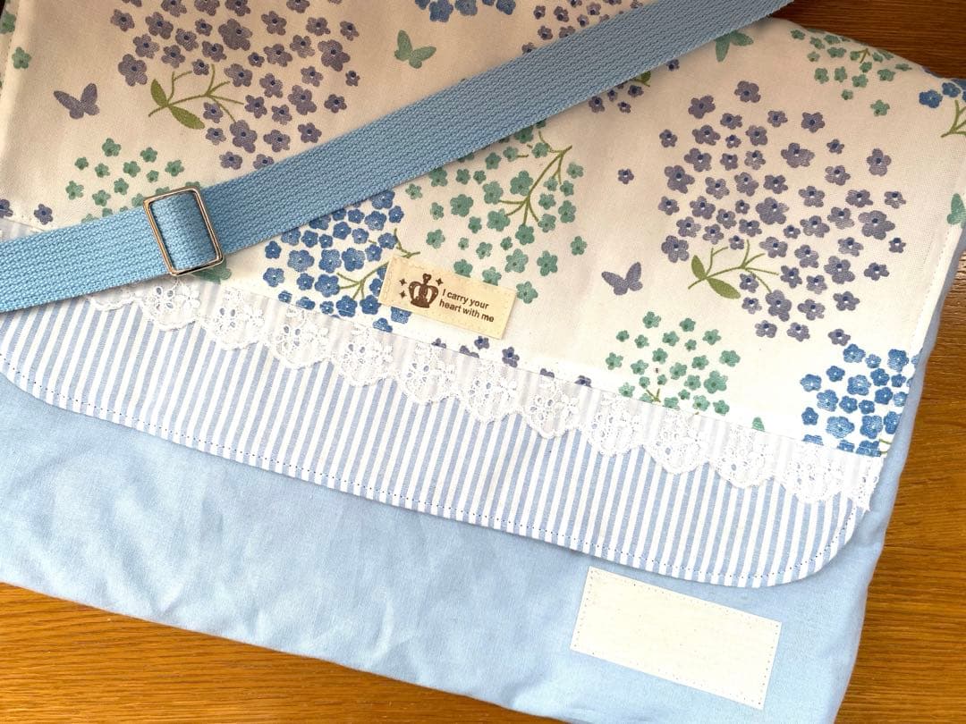 リクエスト品　ハンドメイド　入園入学準備　図書袋　ふわふわフラワー　ブルー