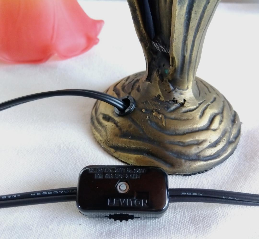 アンティーク リリー テーブルランプ フラワーシェード