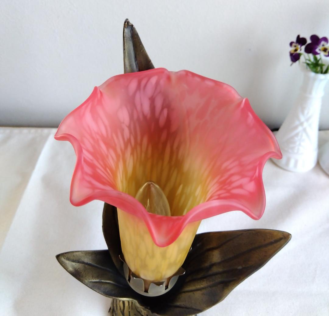 アンティーク リリー テーブルランプ フラワーシェード