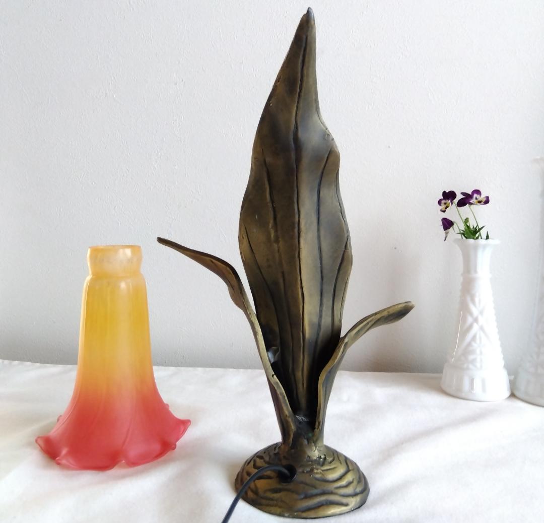 アンティーク リリー テーブルランプ フラワーシェード