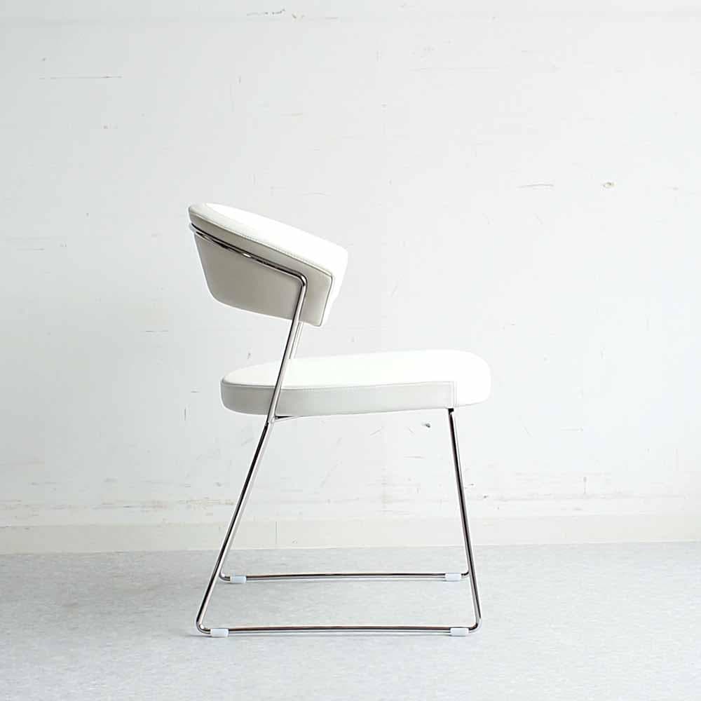 カリガリス コヌビア 「ニューヨーク」 本革 チェア C ZR24436