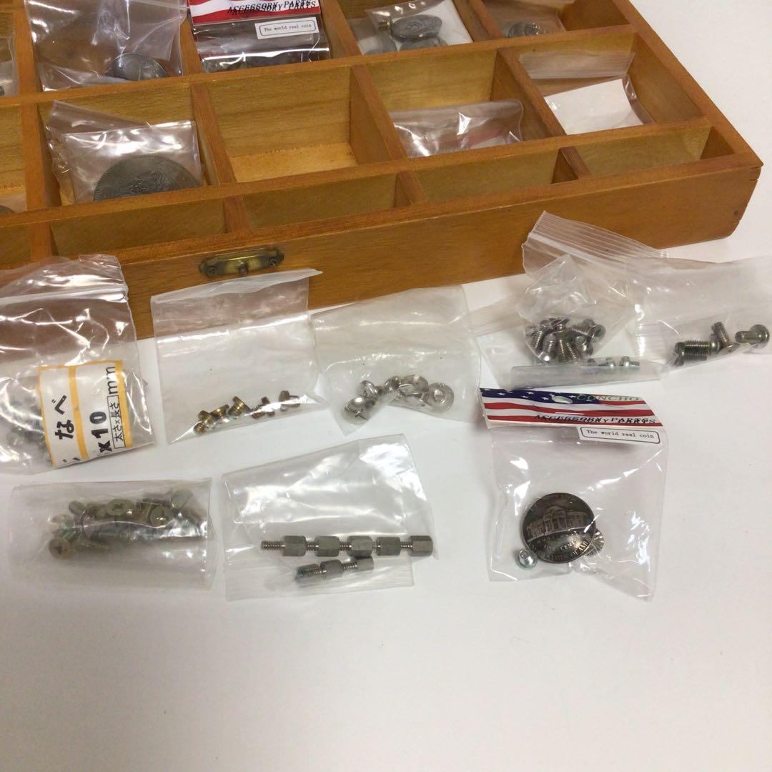 　コンチョ　加工　セット　飾りボタン　木製コレクションボックス デザイン