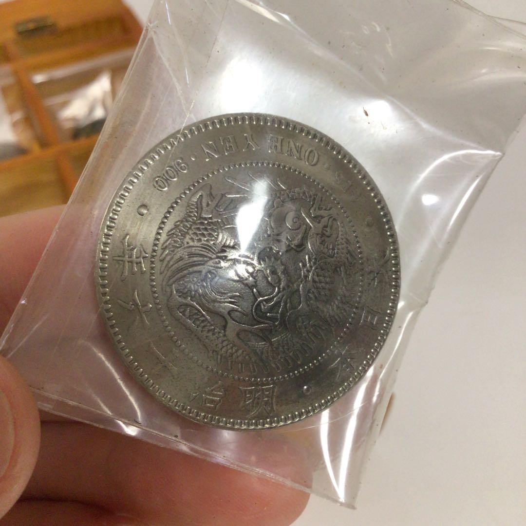 　コンチョ　加工　セット　飾りボタン　木製コレクションボックス デザイン