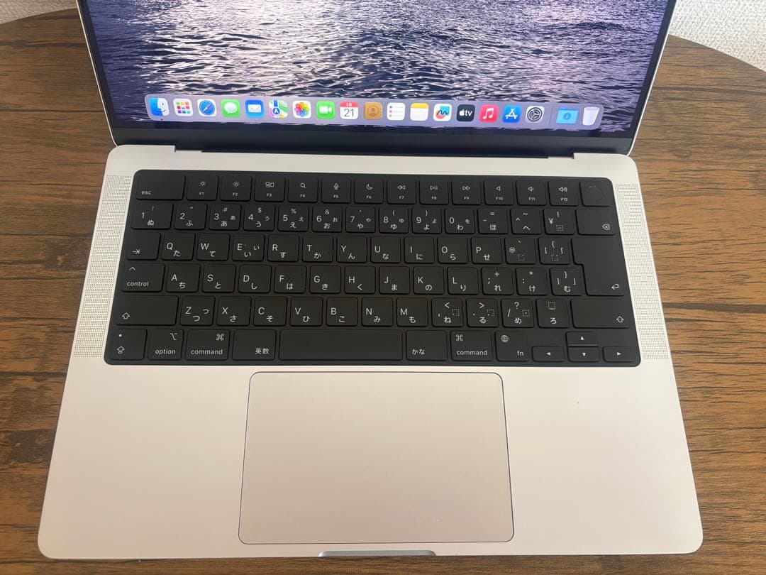 MacBook Pro M4 メモリ16GB/SSD512GB 14インチ