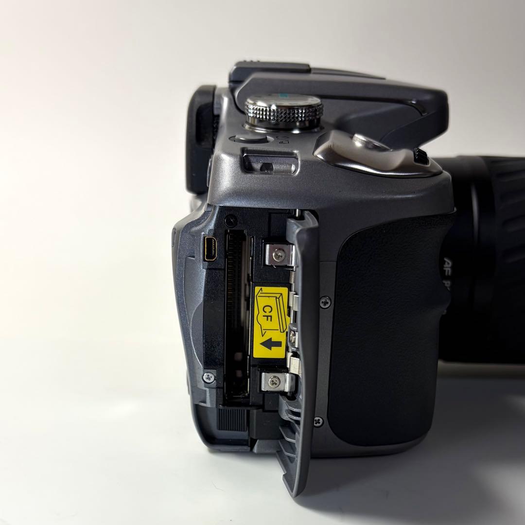 SONY α100 + ズーム2本（80~200mm, 35~105mm）