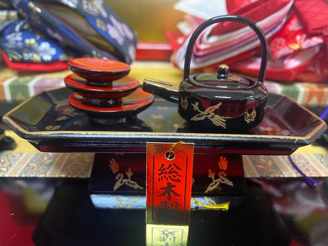 東京久月　雛人形　親王平飾り・間口約６３×奥行約３７×高さ約３２㎝