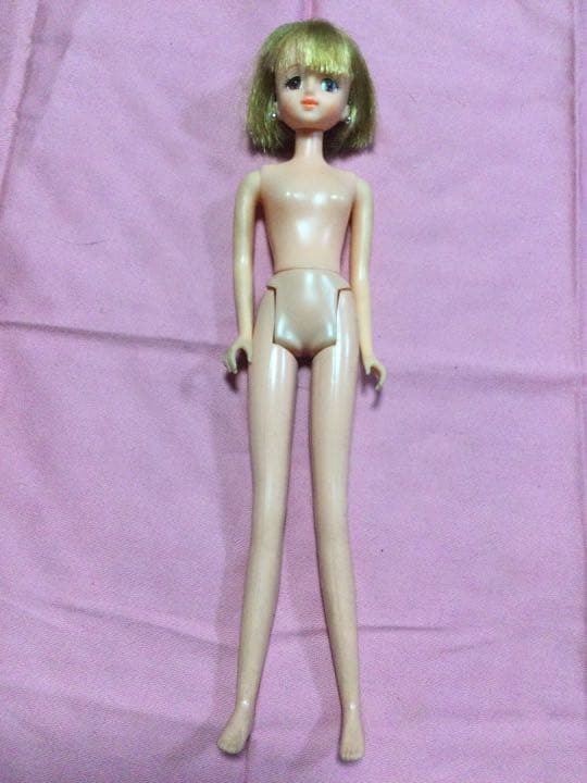 タカラ　ヘソ出し　モデルルックスでオシャレなジェニー　可愛い❤️