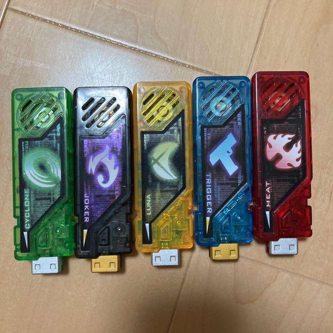 DXダブルドライバー 変身ベルト トリガーマグナム ガイアメモリ