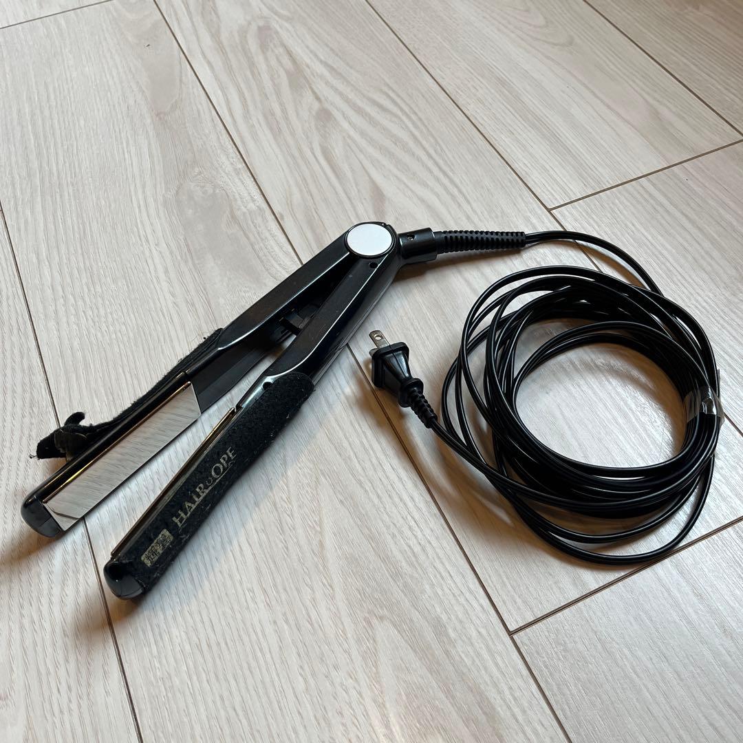 【ジャンク／使用不可／危険の可能性あり】ヘアオペ　プラチナ輝髪アイロン　ブラック