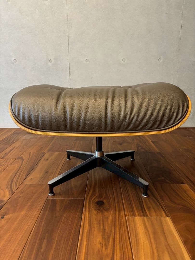 ハーマンミラー　イームズラウンジチェア（オットマン）