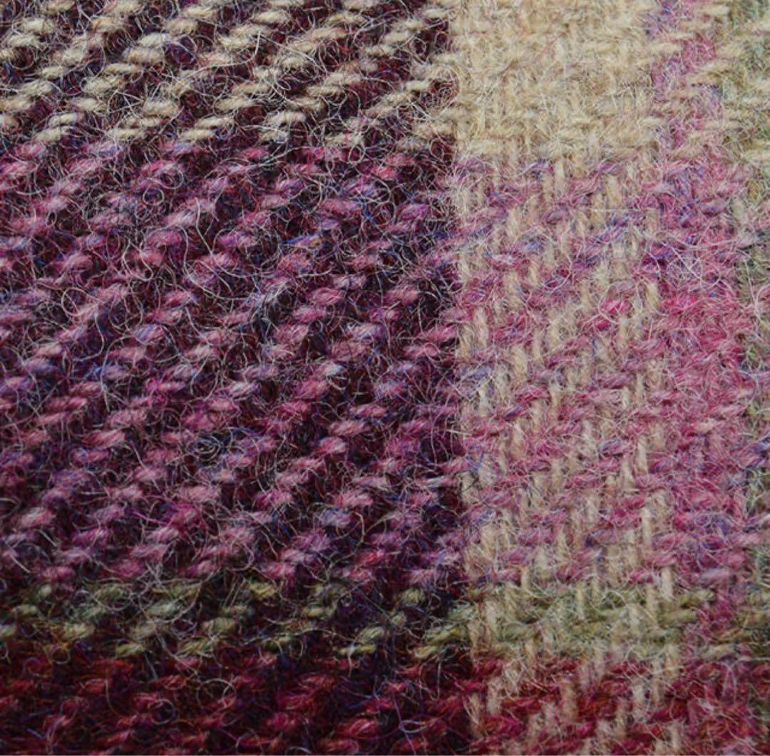 ローラアシュレイ マルホランドウールクッション/グレープ　フェザー中身付き