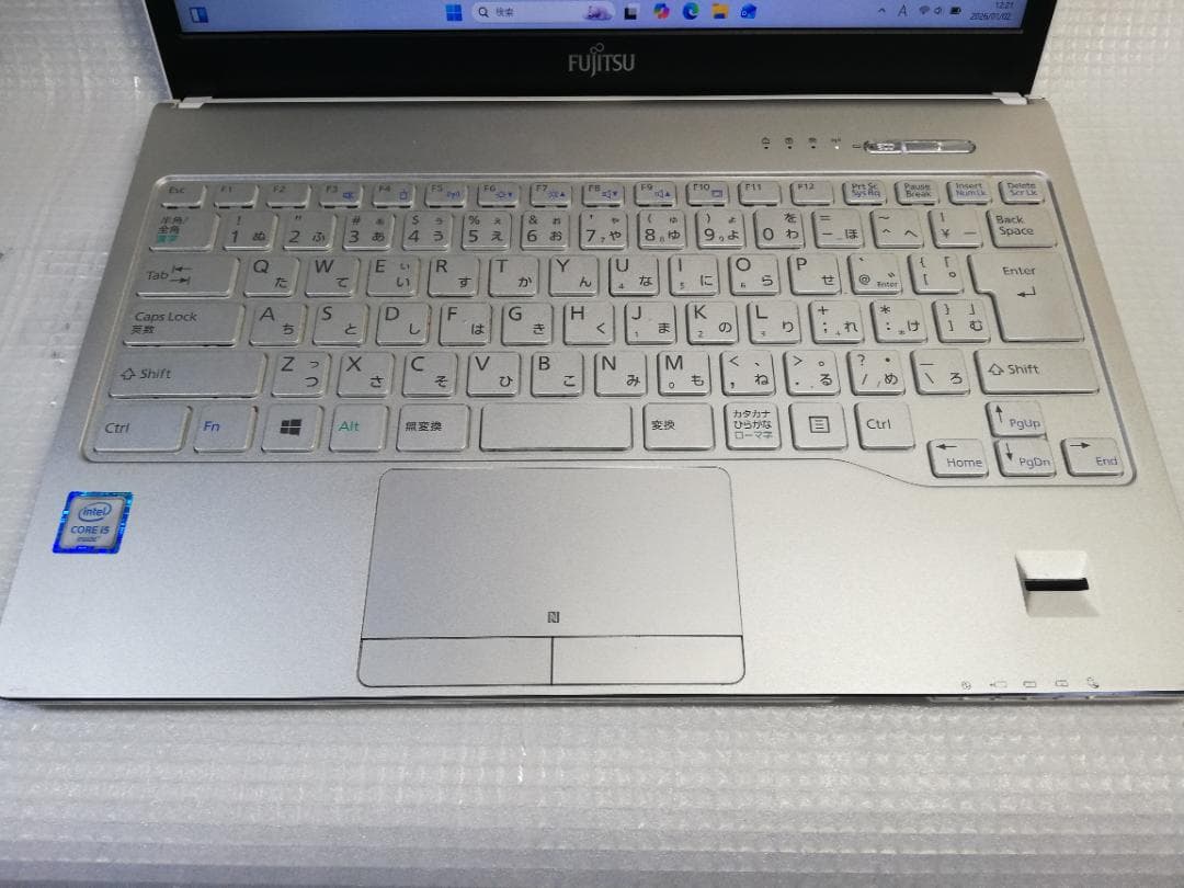 富士通 LIFEBOOK SH75/W高解像度 windows11/office