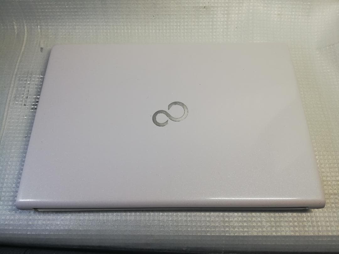 富士通 LIFEBOOK SH75/W高解像度 windows11/office