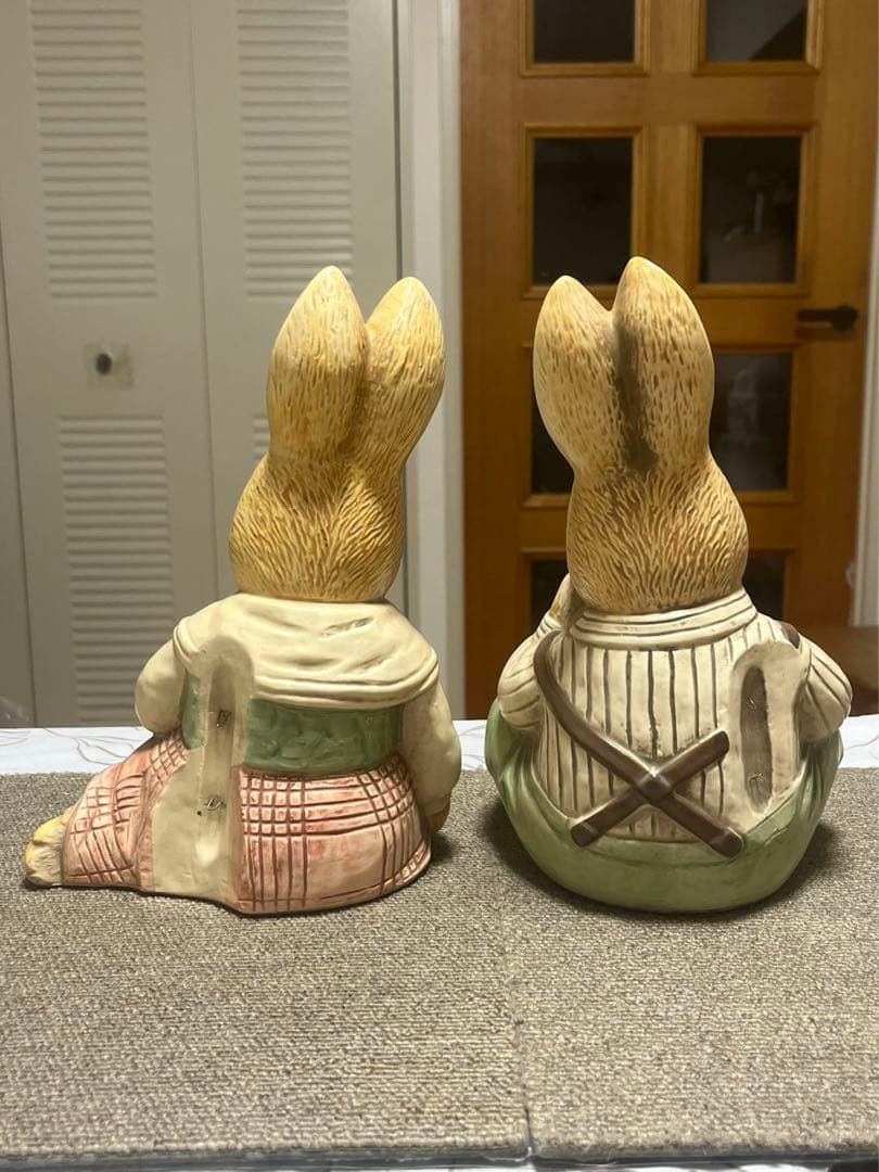 陶器製ピーター・ラビット　うさぎ　フィギュア2点セット