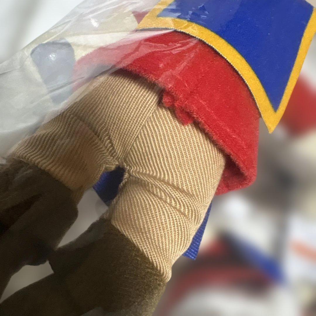 ディズニー　ミッキー ドナルド グーフィー 三銃士 ぬいぐるみバッチ ハウス