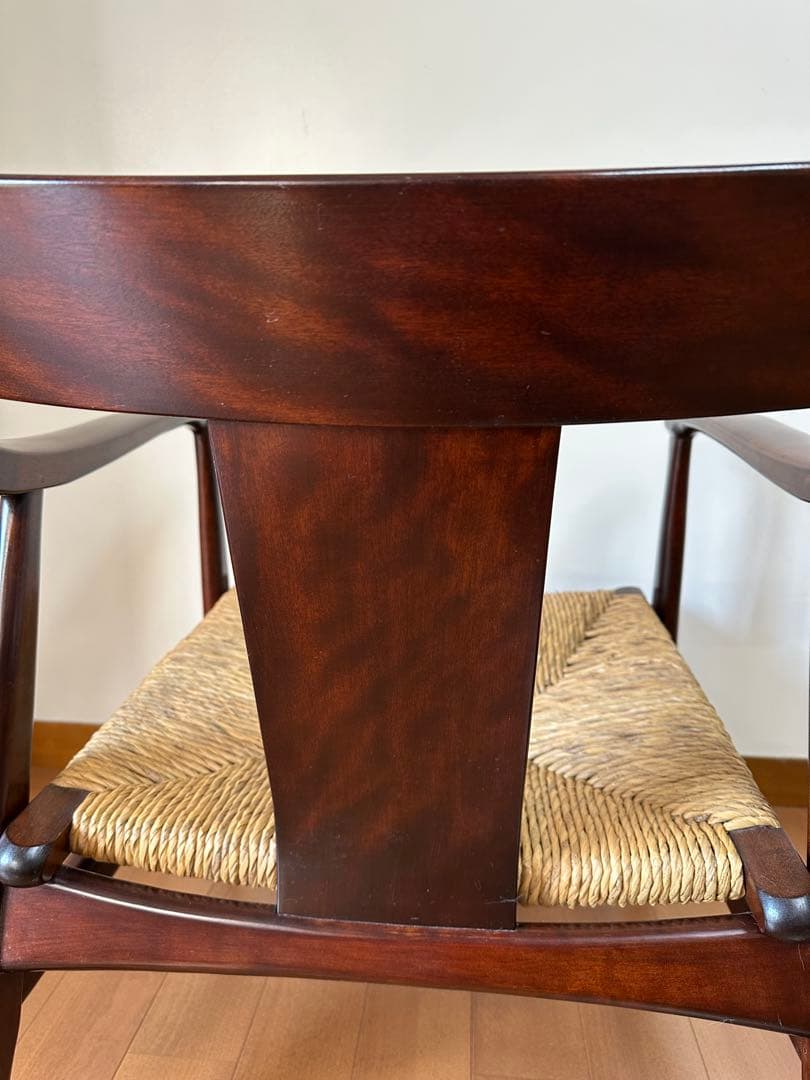 松本民芸家具　椅子　77型曲肘ラッシチェア　アームチェア　シール　作者名あり