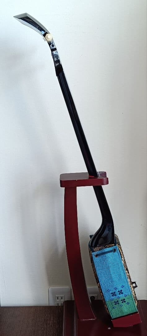 戦名工佐久本盛信作西平開鐘型三線 ※蒐集家でも一生に一度出会えるかの作品