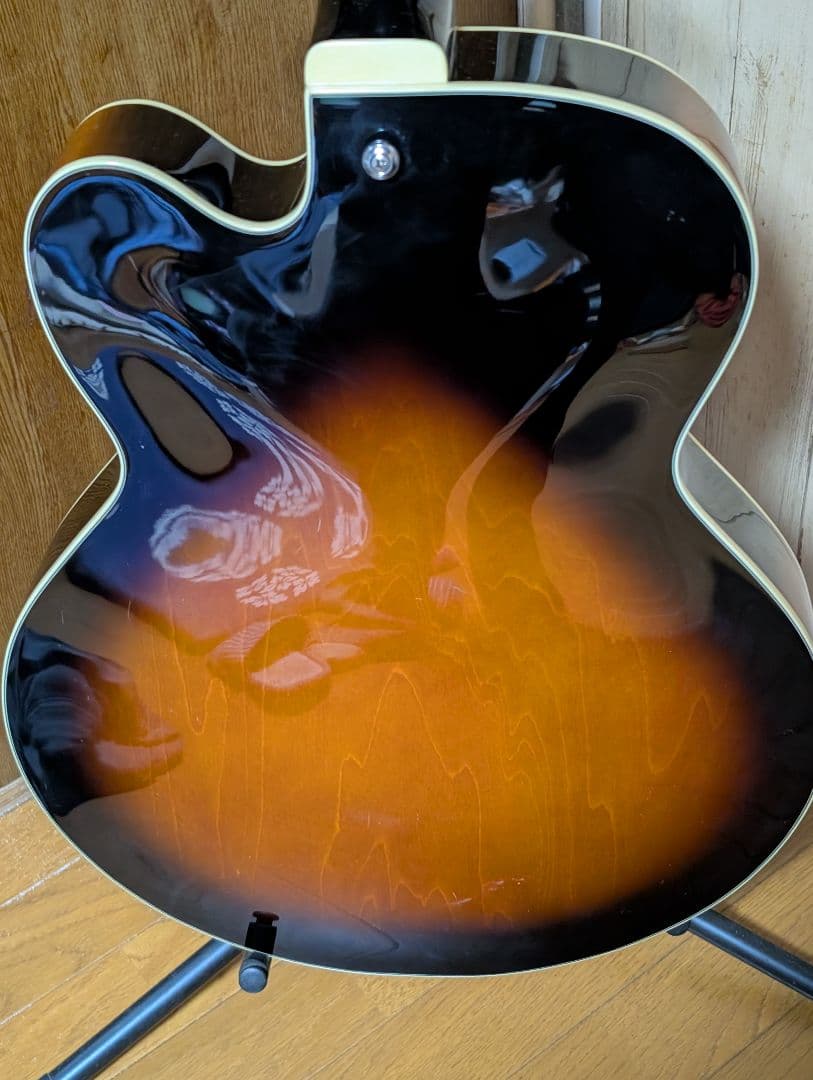 フルアコ　Ibanez　AF75vsb