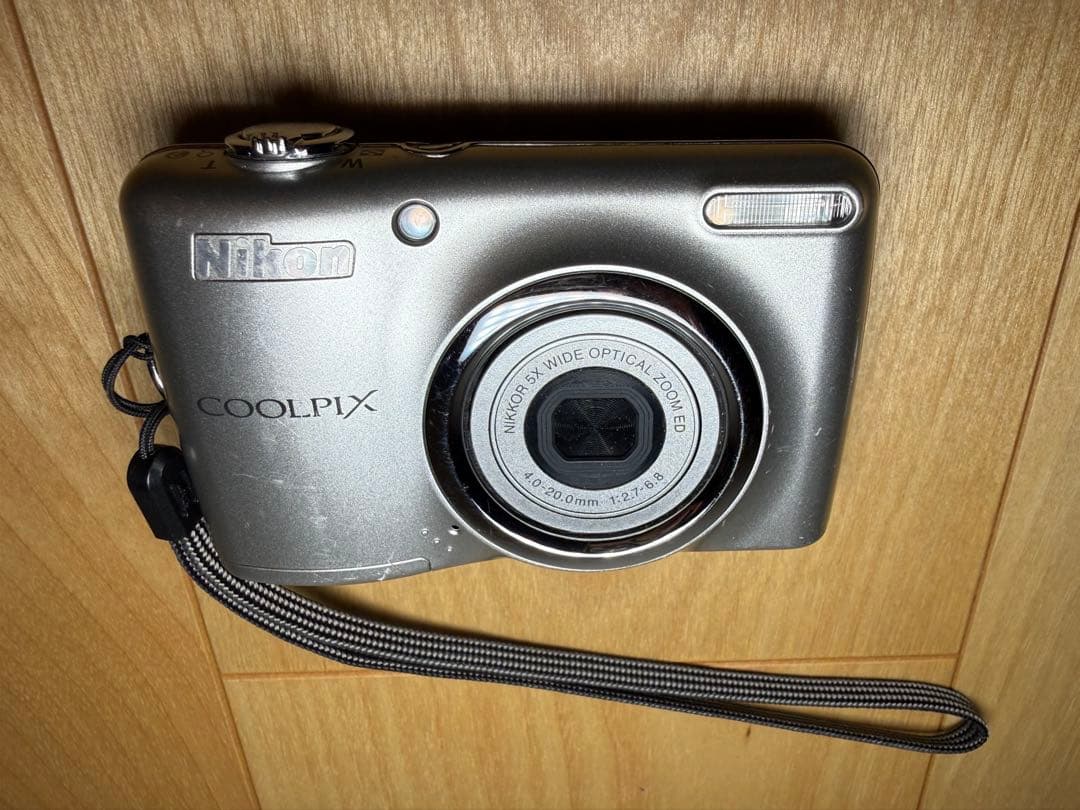 きょろ助　3点デジカメNikon COOLPIX L23 シルバ
