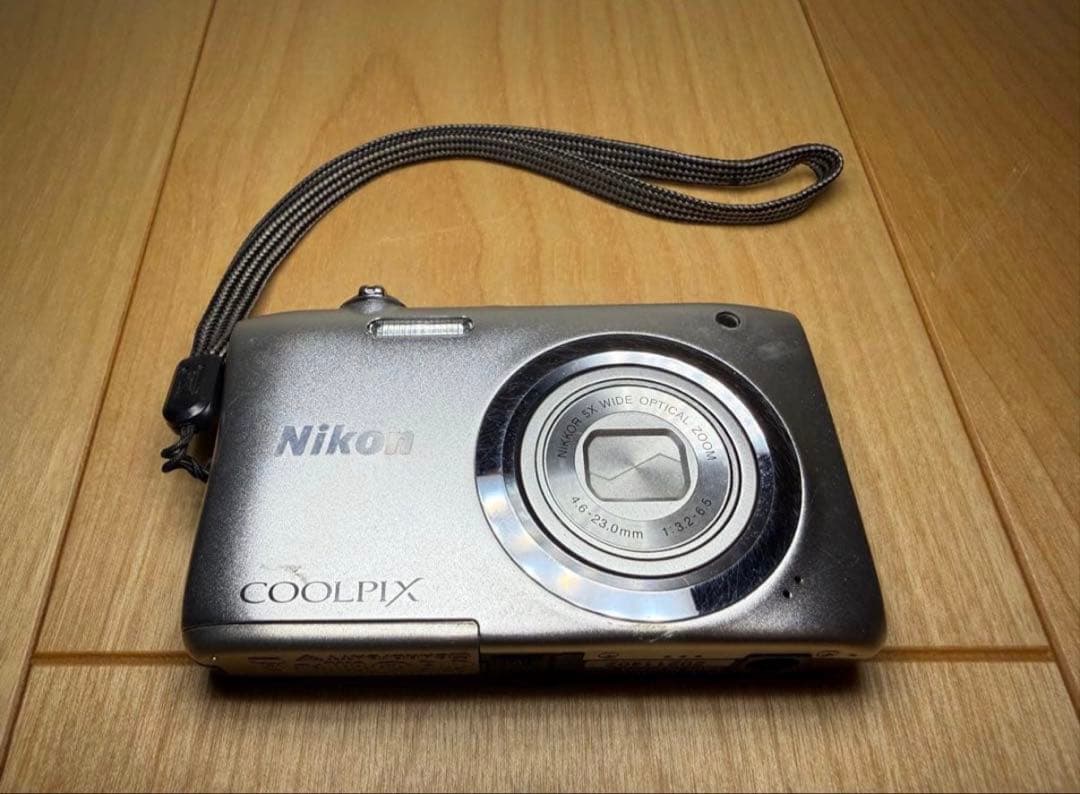 きょろ助　3点デジカメNikon COOLPIX L23 シルバ