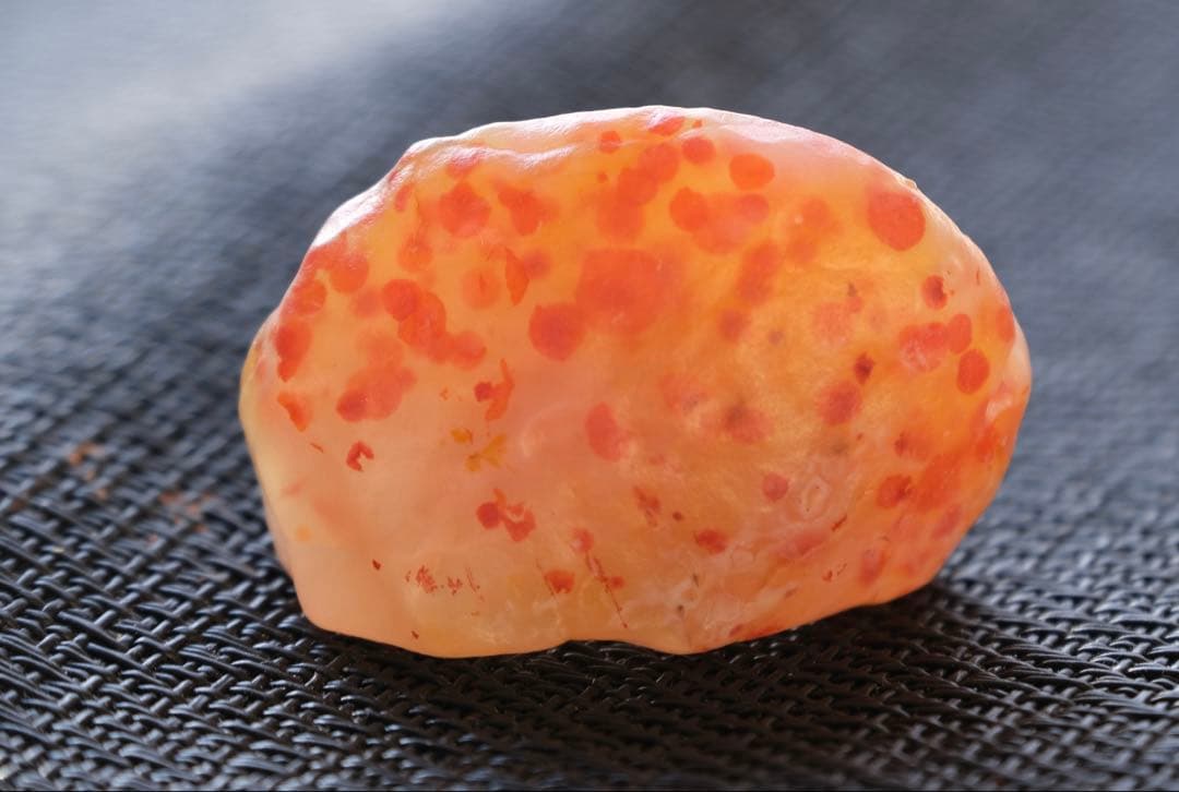 ゴビ石−1446 ゴビ瑪瑙　原石　水玉模様