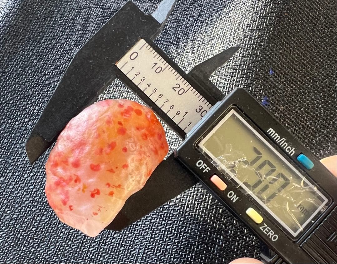 ゴビ石−1446 ゴビ瑪瑙　原石　水玉模様