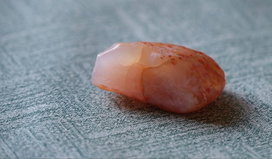 ゴビ石−1446 ゴビ瑪瑙　原石　水玉模様