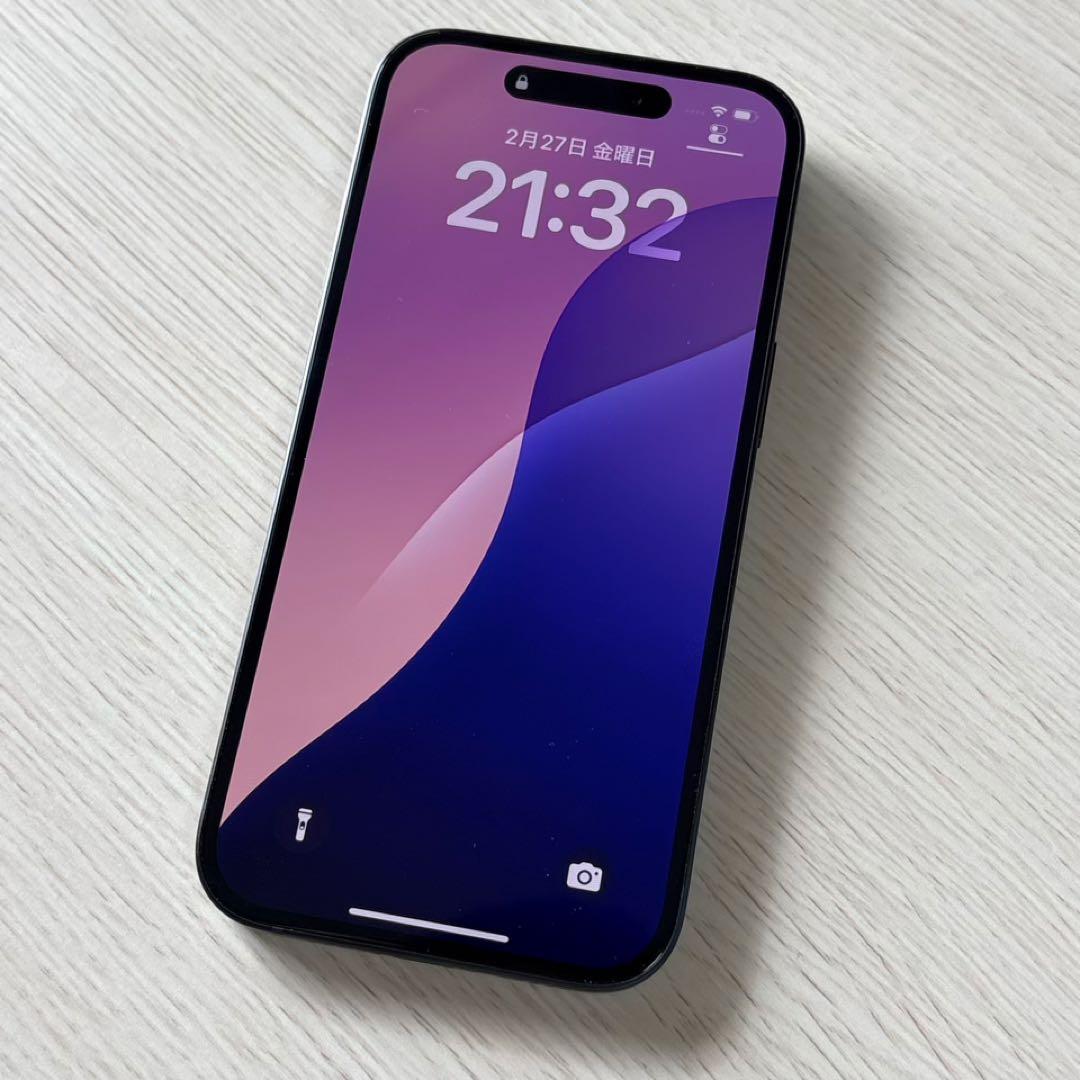 【美品】 iPhone15 256GB ブラック SIMフリー