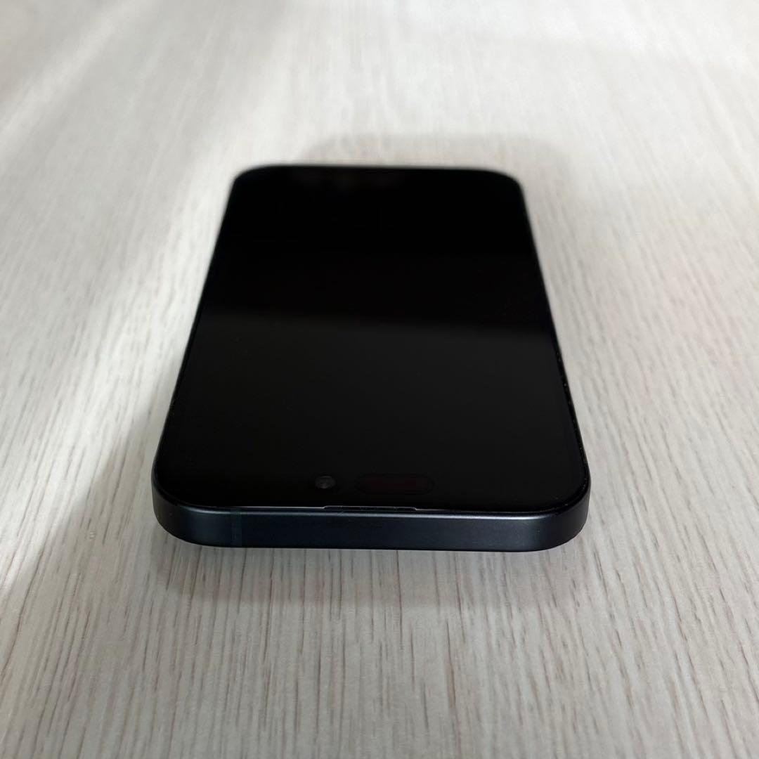 【美品】 iPhone15 256GB ブラック SIMフリー