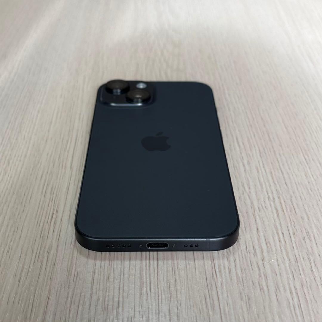 【美品】 iPhone15 256GB ブラック SIMフリー