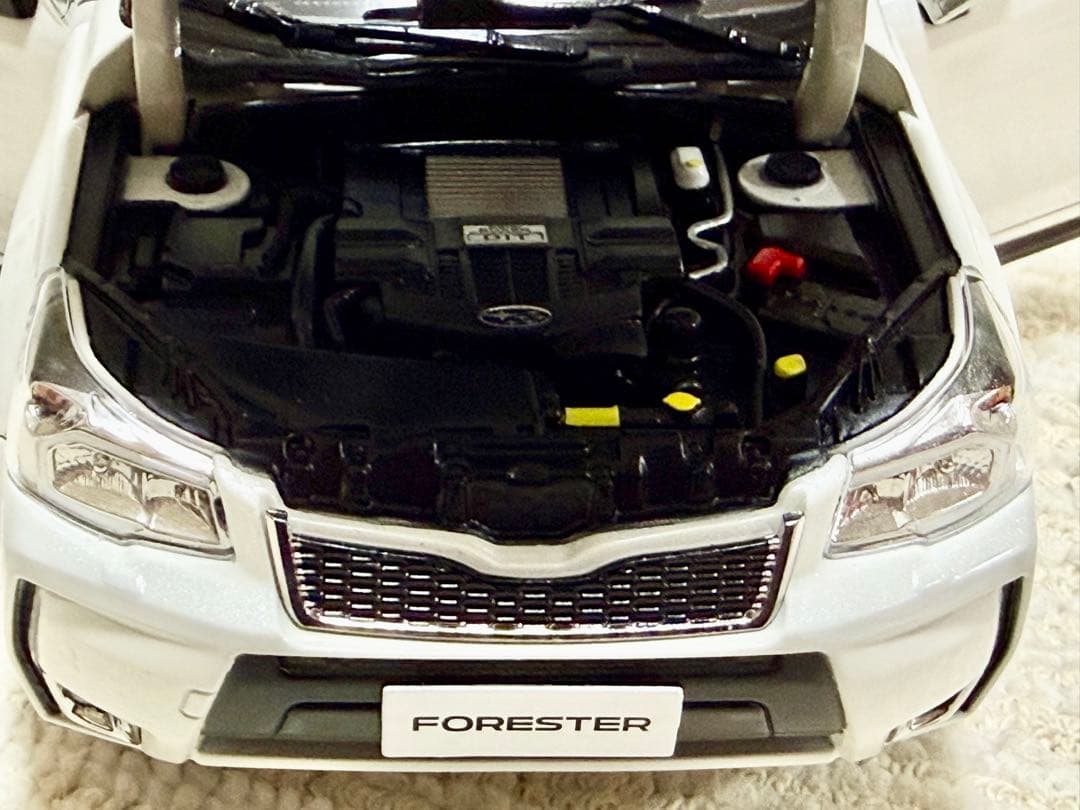 【週末お値下げ】PAUDI 1/18 スバル フォレスター XT