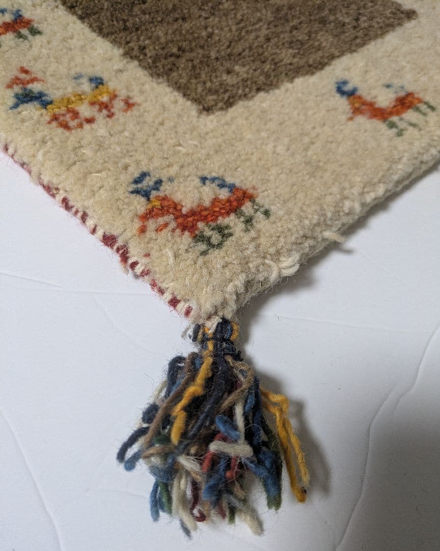 ギャベ 38cm × 38cm ウール 100%　グリーン　ベージュ　2種