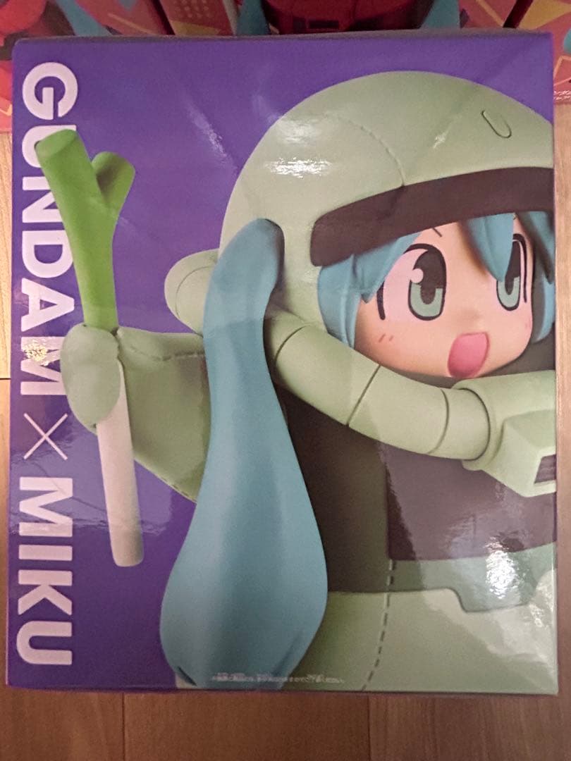 ガンダム45周年×初音ミク フィギュア ザクぐるみ シャアザクぐるみ