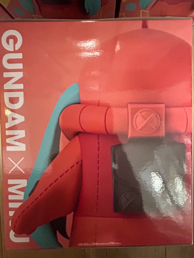 ガンダム45周年×初音ミク フィギュア ザクぐるみ シャアザクぐるみ